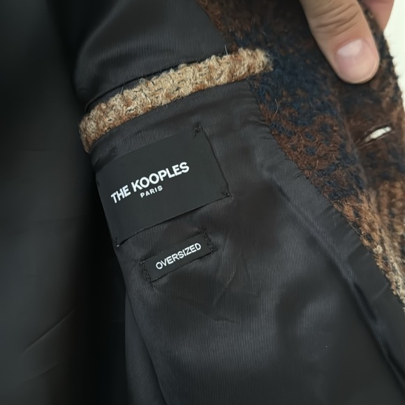The kooples XS oversized coat fits a 40 easily - Picture 2 of 2